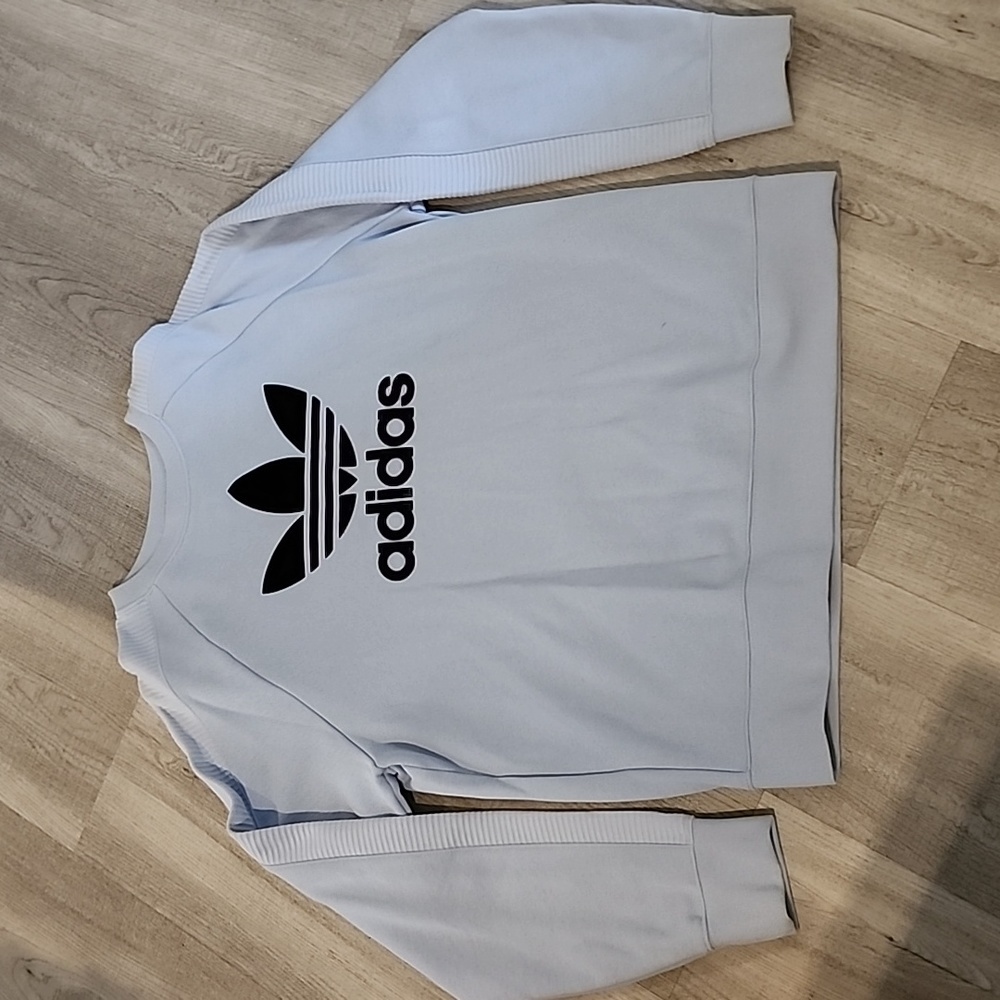 Adidas Original Women pullover size Large